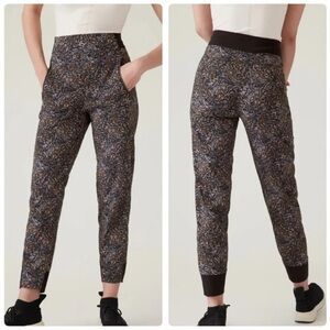 Athleta Trekkie North High Rise Jogger Pants Black Multi Color 2023 Size 4